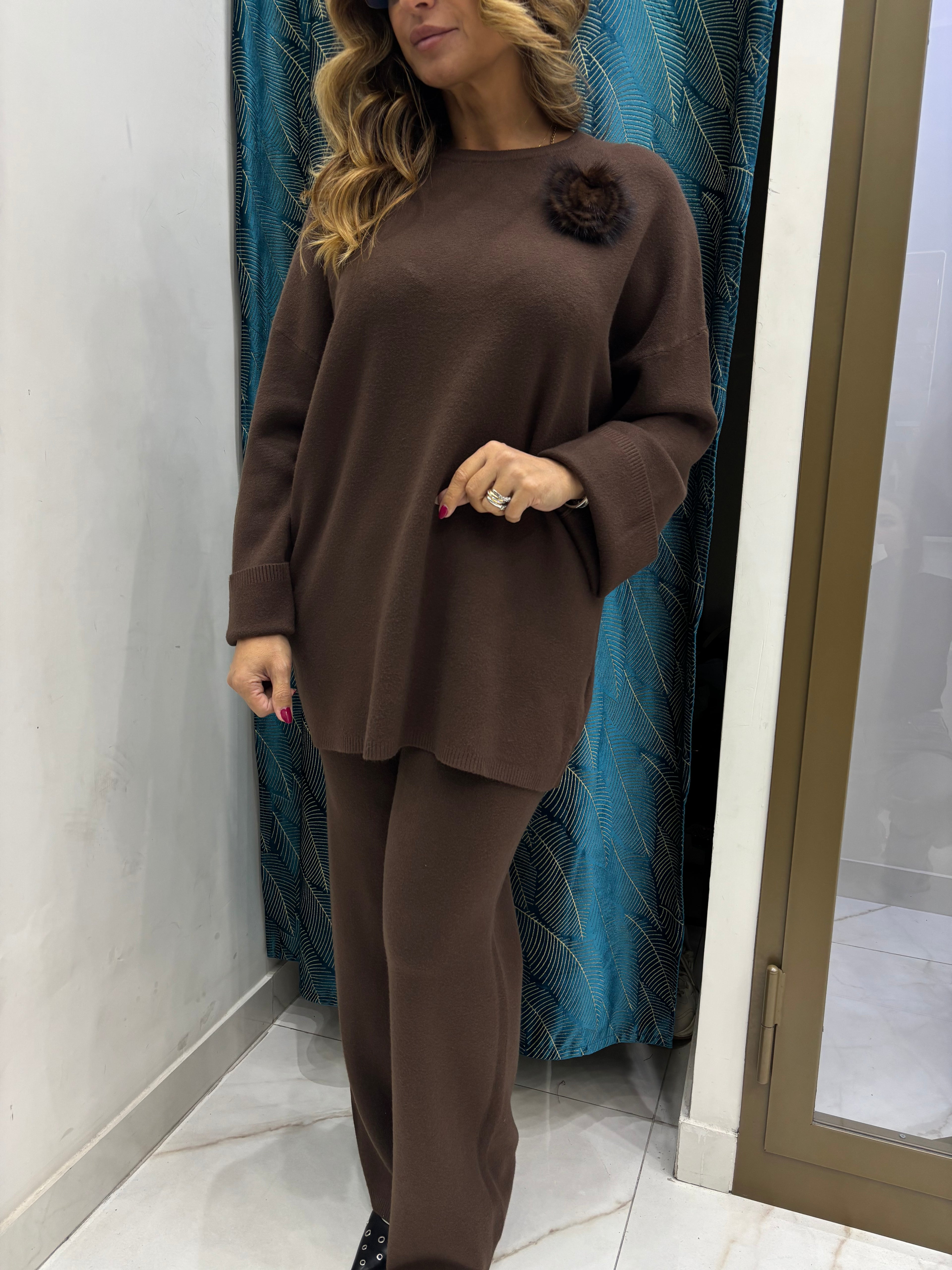 Completo in Maglia Neve