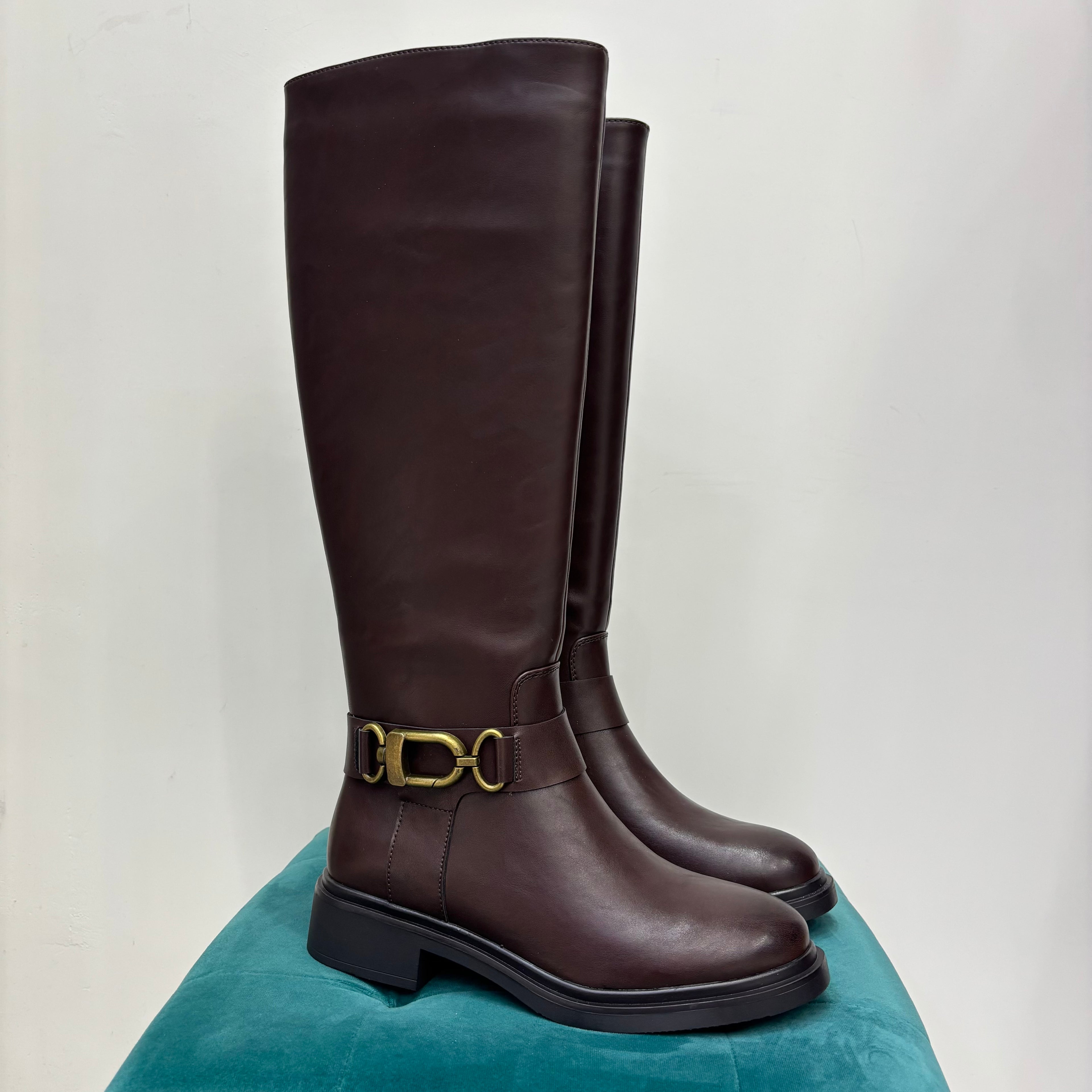 Stivali Alti Fibbia