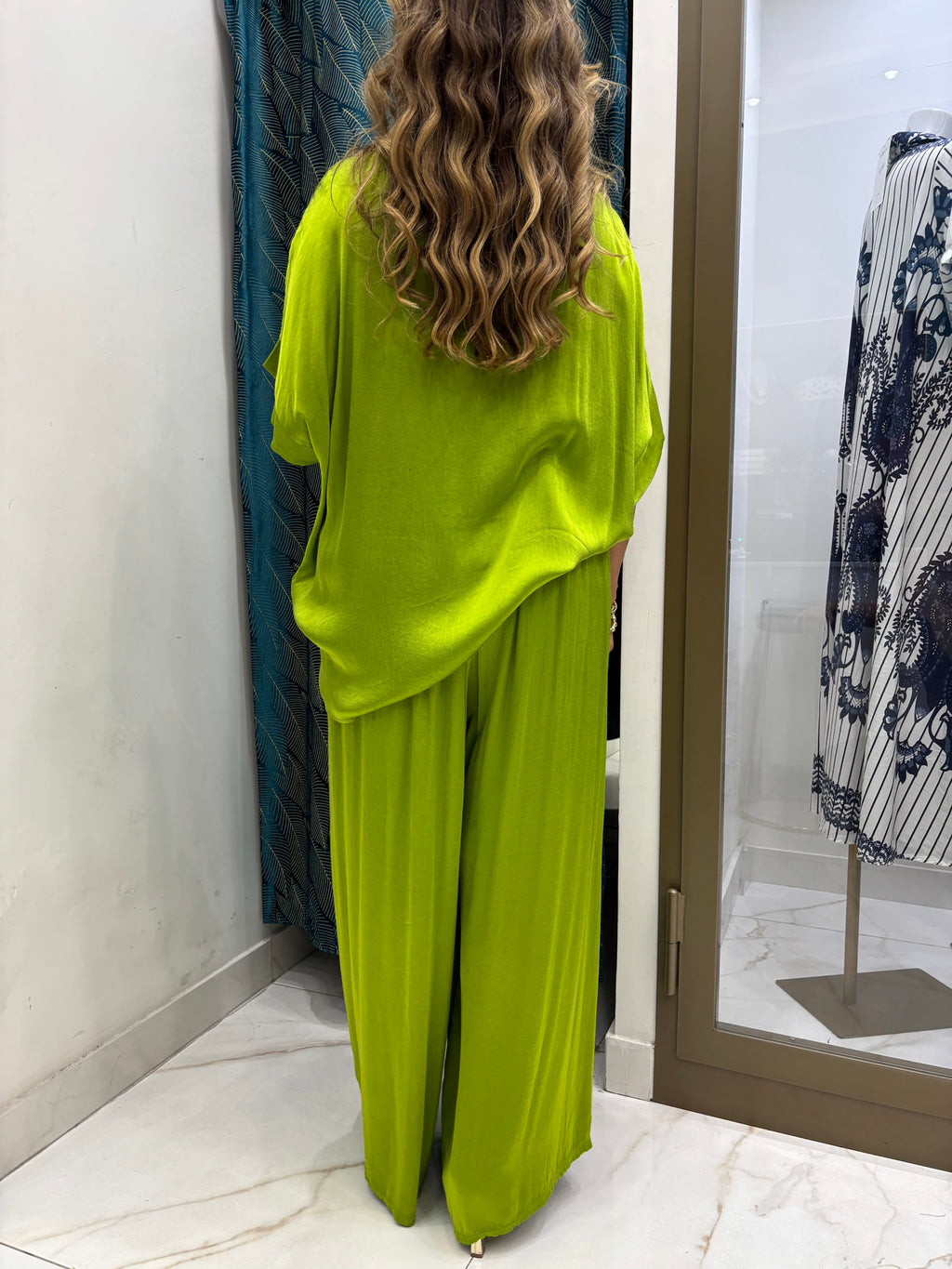 Completo Essenza Curvy
