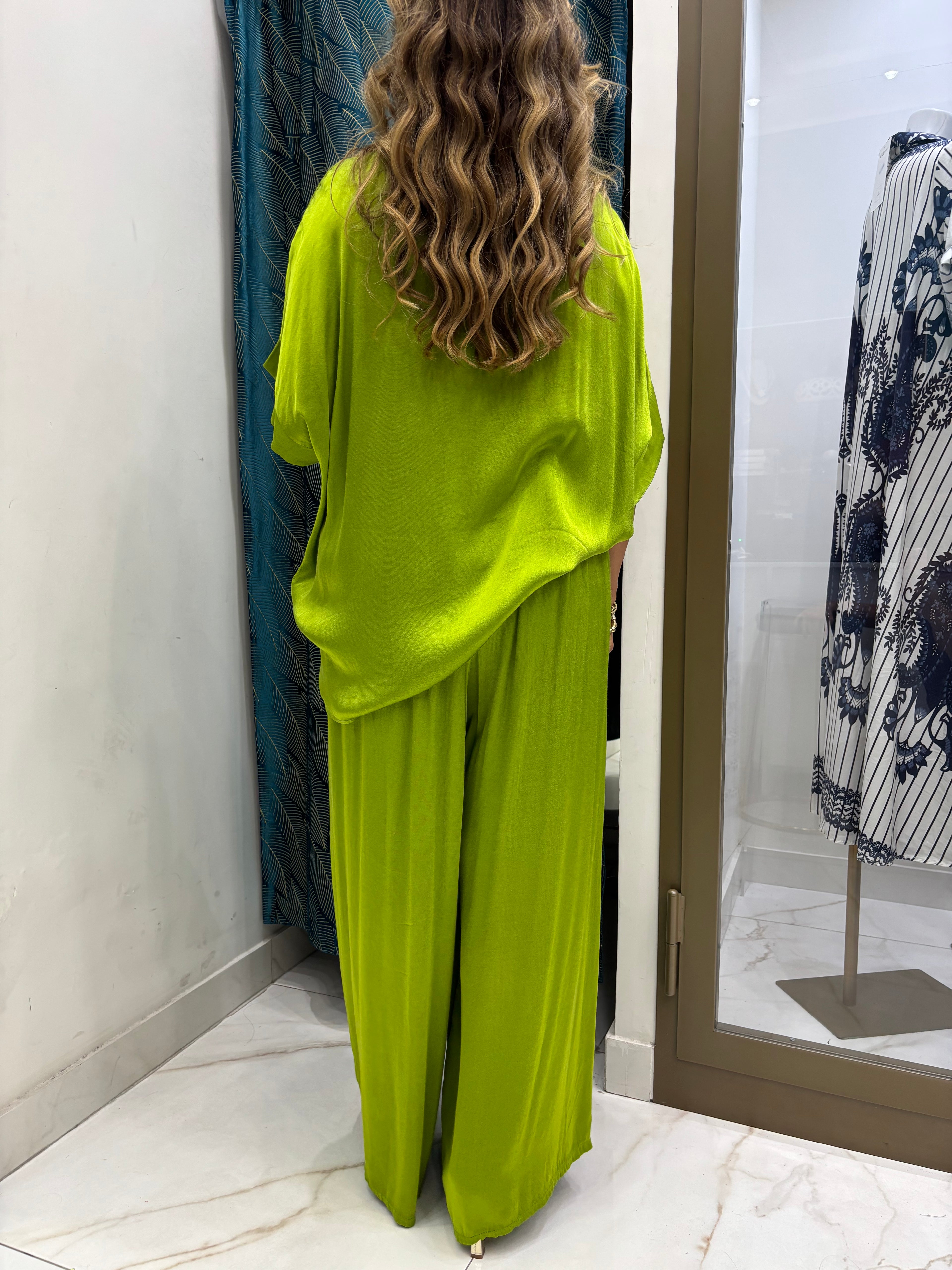 Completo Essenza Curvy