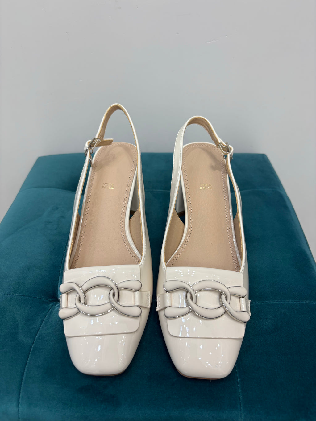 Mary Jane Crema
