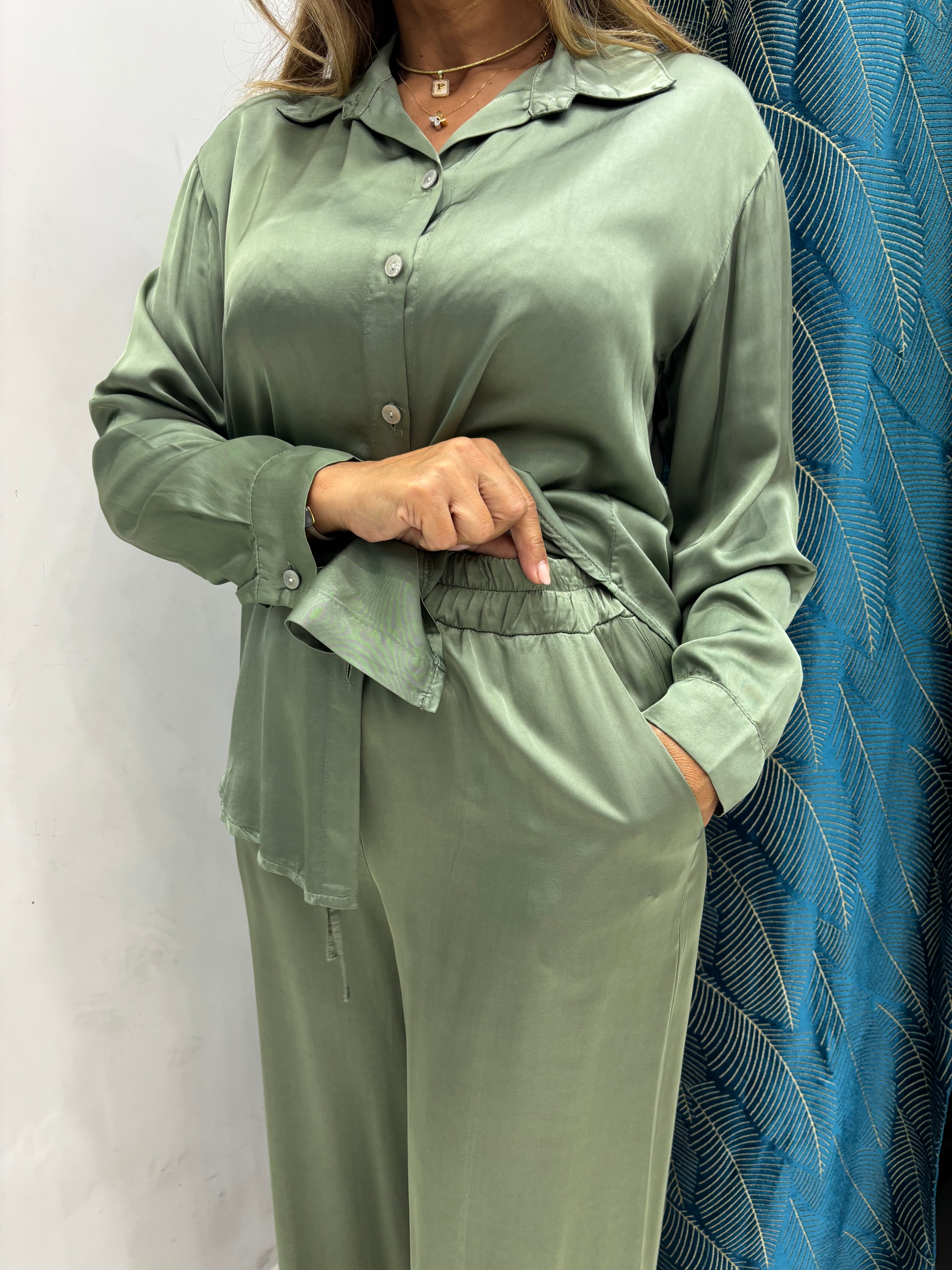 Completo Essenza Camicia