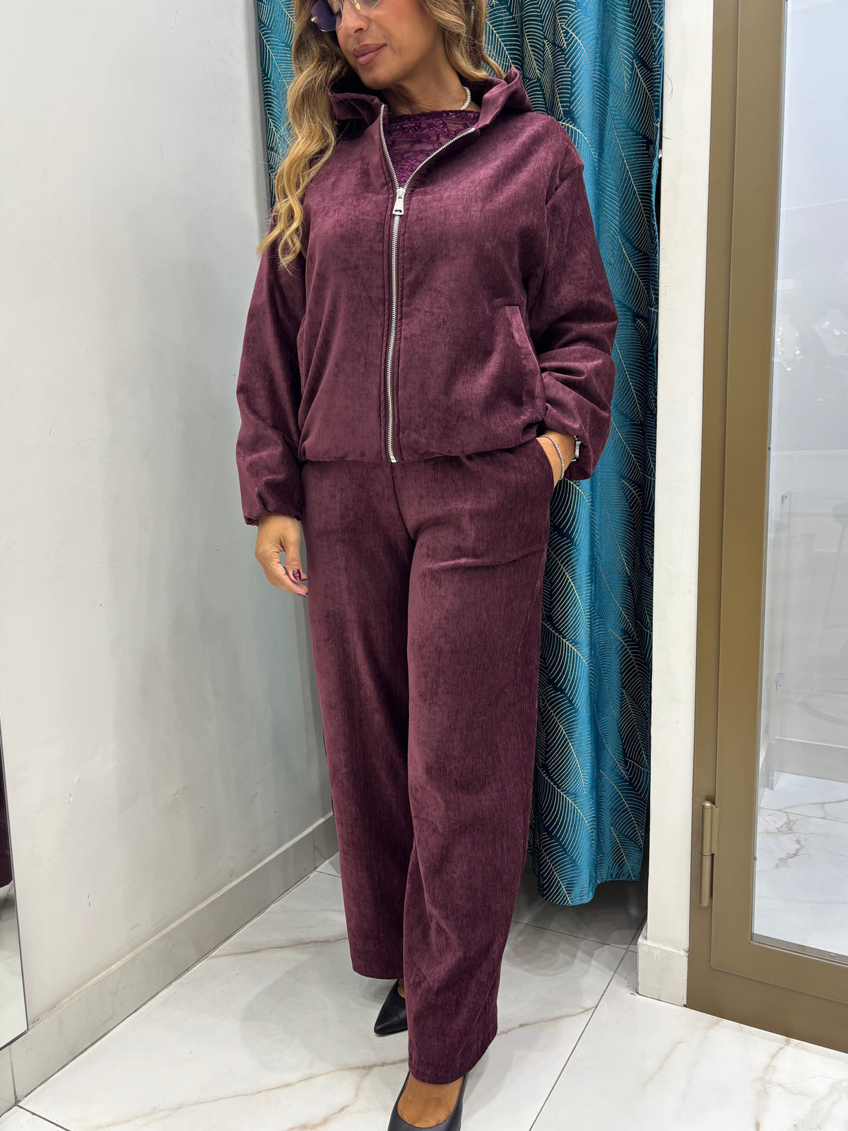 Completo Velvet